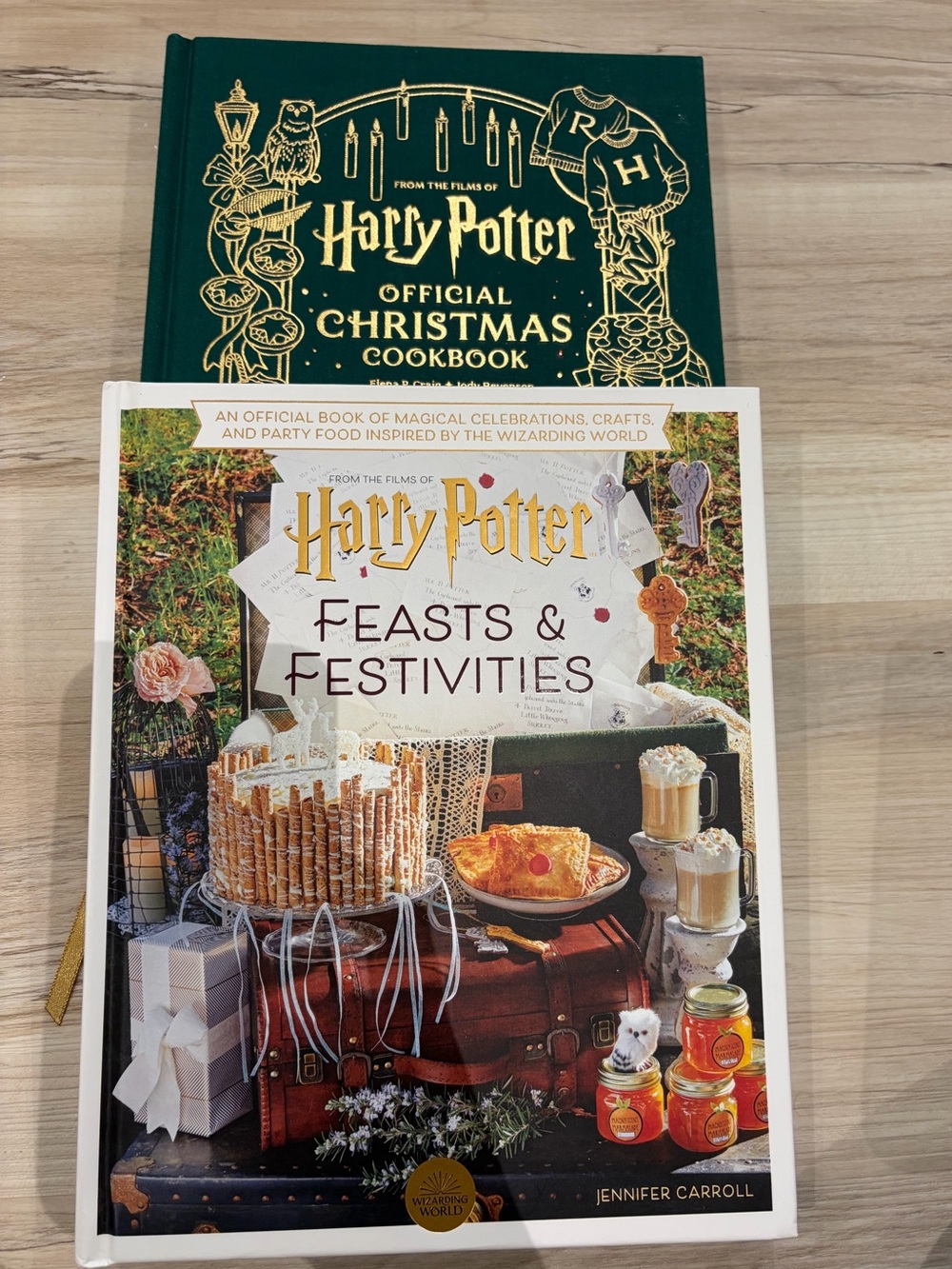 Harry Potter Cook books- 2/20 - Picture 3 of 3